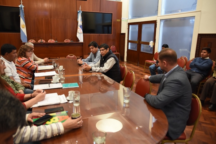 La Comisi&oacute;n de Trabajo analiz&oacute; el proyecto que propone un cupo del 5% para mujeres en la construcci&oacute;n