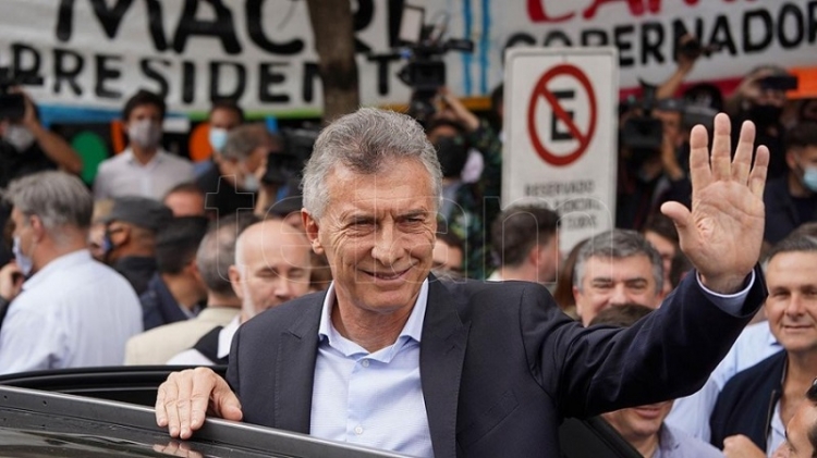 Macri no respondi&oacute; preguntas y present&oacute; un escrito: "Jam&aacute;s espi&eacute; ni orden&eacute; espiar a nadie"