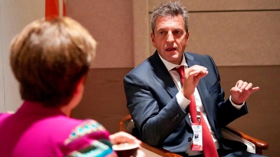 Massa y t&eacute;cnicos del FMI contin&uacute;an trabajando para fortalecer programa argentino
