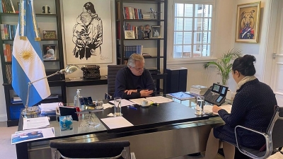 El presidente Alberto Fern&aacute;ndez habl&oacute; con su par de China, Xi Jinping