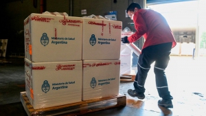 En menos de 48 horas se distribuyeron m&aacute;s de 650 mil dosis de vacunas