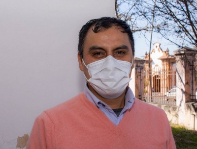 COVID-19. Se modifican restricciones en actividades con bailes o danzas, aforo en cines, teatros y reuniones familiares y horarios en sepelios