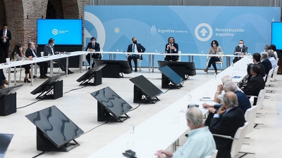 Gremios y Gobierno acordaron paritarias libres y di&aacute;logos peri&oacute;dicos