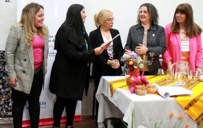 Ediles reconocieron la realizaci&oacute;n del xxi congreso nacional de literaturas argentinas