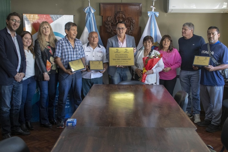 Homenaje del Deliberante en el D&iacute;a del Canillita