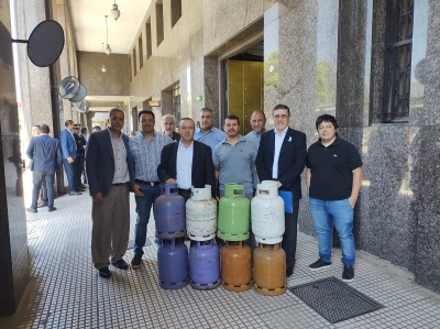 La cadena del gas envasado vuelve a las calles para reclamar la urgente actualizaci&oacute;n de precios de las garrafas