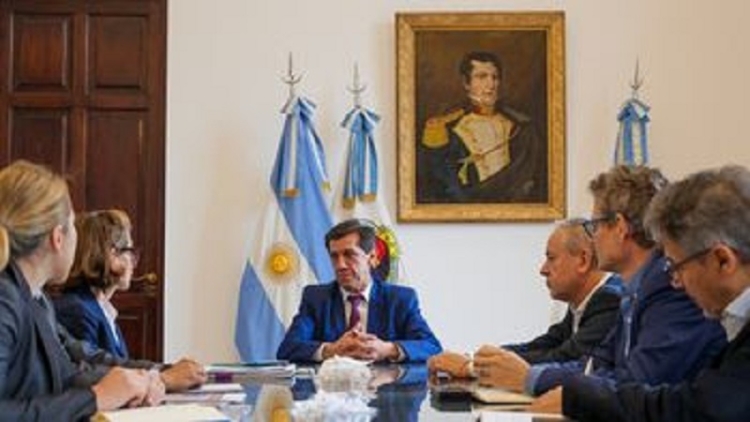 La Provincia busca financiamiento para proyectos mineros y obras h&iacute;dricas