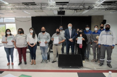 Entrega de subsidios a instituciones juje&ntilde;as