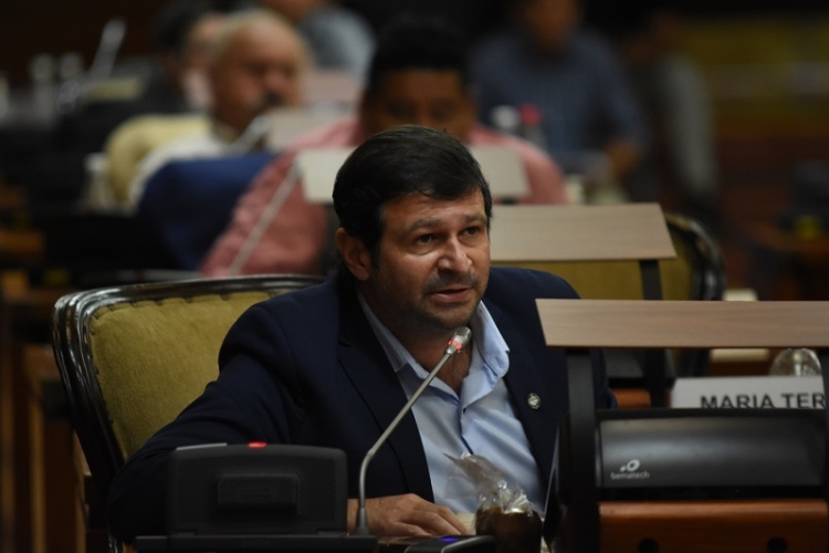 &ldquo;En el presupuesto provincial se sostienen los programas que naci&oacute;n dej&oacute; de financiar&rdquo;