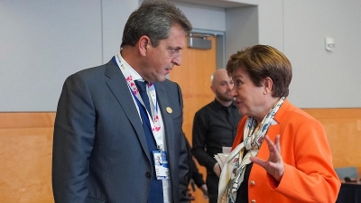 Massa viaja a Washington, con el foco puesto en la negociaci&oacute;n de los desembolsos del FMI