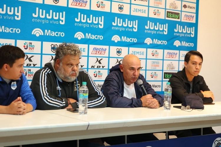 &ldquo;Vamos a defender a Gimnasia con firmeza&rdquo;, garantiz&oacute; Walter Morales