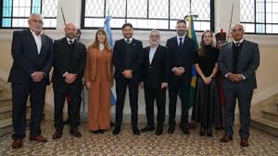 Maximiliano Pullaro recibi&oacute; al embajador de Brasil en la Argentina