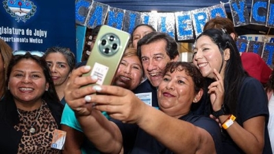 El gobernador Sadir impulsa la capacitaci&oacute;n en oficios