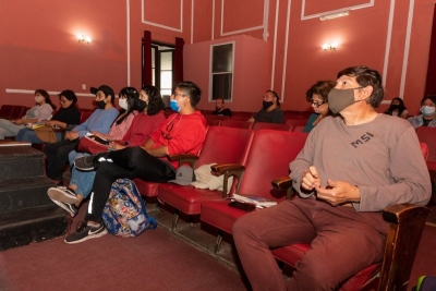 Mitre con Vos. Comenz&oacute; el taller sobre Dramaturgia