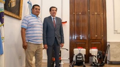 Sadir entreg&oacute; equipo para la lucha contra el dengue a Rosario Grande (ex Barro Negro)