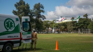 Dram&aacute;tico rescate a&eacute;reo de un hombre con grave herida en un brazo