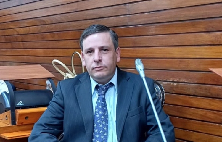 Reforma de la Constituci&oacute;n: De Aparici dijo que "se pretende escuchar a la sociedad pero no se conoce cu&aacute;l es el verdadero proyecto"