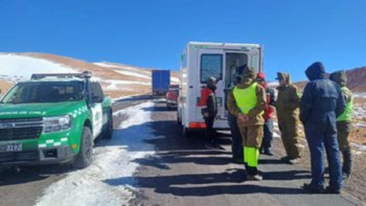 Exitoso rescate de personas varadas entre Jujuy y Chile