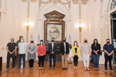 Firmaron convenios potenciando la actividad audiovisual en la regi&oacute;n