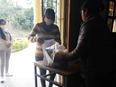 M&aacute;s refuerzos alimentarios a familias de San Antonio