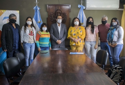 Concejales recibieron a vecinos de Barrio La Arbolada