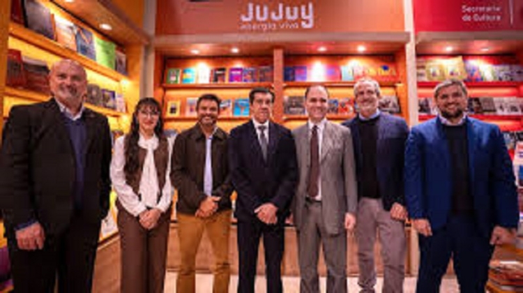 La provincia present&oacute; su producci&oacute;n literaria y art&iacute;stica y avanz&oacute; en acuerdos de cooperaci&oacute;n internacional con Brasil y la Uni&oacute;n Europea. El gobernador Carlos Sadir encabez&oacute; la participaci&oacute;n institucional de Jujuy en la 50&deg; edici&oacute;n de la Feria Inter