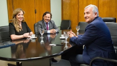Morales y Roy&oacute;n se reunieron por la transformaci&oacute;n de la matriz energ&eacute;tica en la regi&oacute;n
