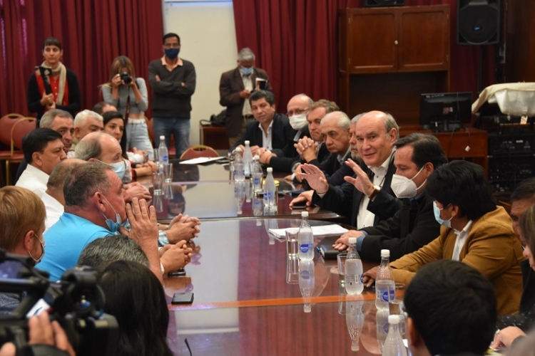 La Comisi&oacute;n de Transporte y Comunicaci&oacute;n se reuni&oacute; empresarios de Jujuy