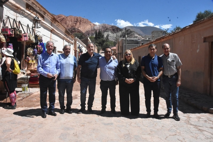 El Parlamento del Norte Grande fortaleci&oacute; su agenda regional con una visita a Purmamarca