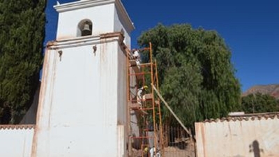 Comenzaron las obras de mantenimiento anual en la iglesia de Uqu&iacute;a