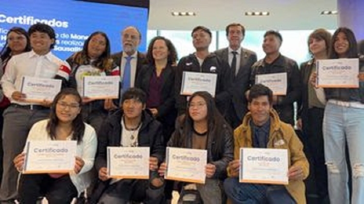 Acceso de mano de obra local calificada al mundo del trabajo