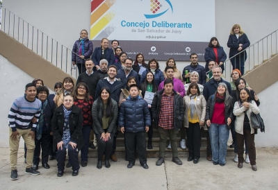 Reconocimiento a los participantes juje&ntilde;os de la voz argentina