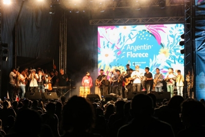 Miles de juje&ntilde;os y juje&ntilde;as disfrutaron del primer Festival &ldquo;Argentina Florece&rdquo;
