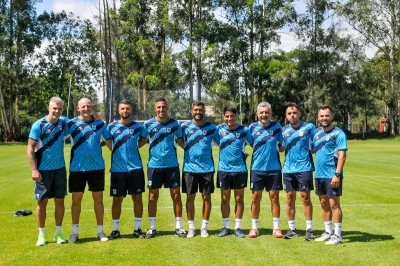 Gimnasia arrib&oacute; a C&oacute;rdoba para jugar partidos amistosos