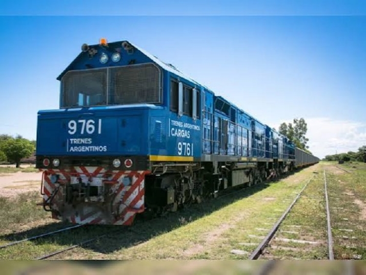 El Gobierno anunci&oacute; el lanzamiento de la privatizaci&oacute;n del Belgrano Cargas