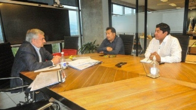 Traspaso de viviendas a favor de trabajadores de El Aguilar