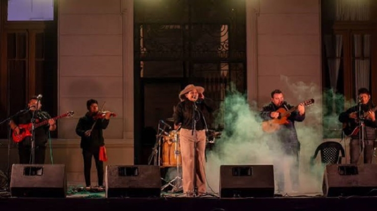 Plaza Espa&ntilde;a ser&aacute; escenario de un nuevo fin de semana de m&uacute;sica juje&ntilde;a y artesan&iacute;as