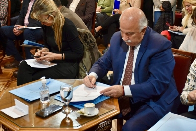 Los proyectos de oncopediatr&iacute;a y vih avanzan en el senado