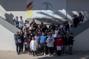 Mes de las Infancias: El Concejo Deliberante agasaj&oacute; a alumnos de la Escuela N&deg; 335