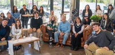 Schiaretti, ante j&oacute;venes: &ldquo;Concentren su energ&iacute;a en lo que hacen y sigan sus convicciones con esfuerzo&rdquo;