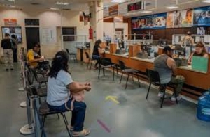 Atenci&oacute;n dispar a afiliados del ISJ pese a medidas del Colegio M&eacute;dico