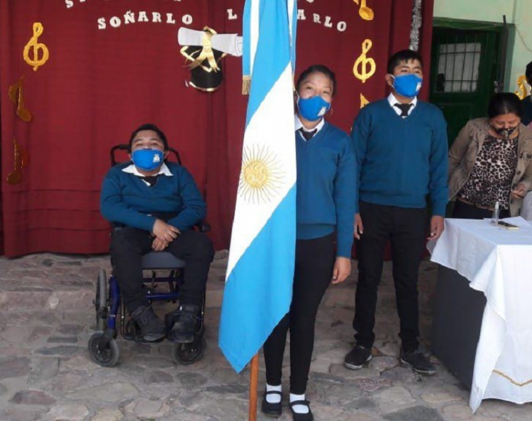Reconocimiento a estudiante de Hospitalaria y Domiciliaria