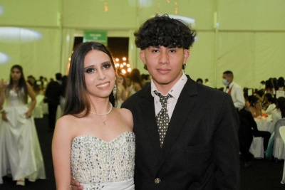 Cena Blanca: Con total &eacute;xito se realiz&oacute; la tradicional pasarela