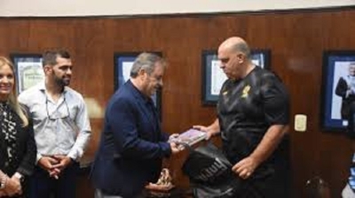 Jujuy reconoci&oacute; al director t&eacute;cnico de la selecci&oacute;n argentina de handball