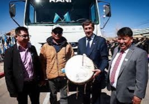 Carlos Sadir ratific&oacute; su compromiso con Abra Pampa en el 143&deg; aniversario de la ciudad