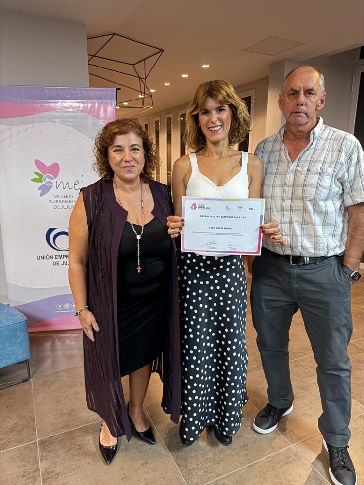 UEJ reconoci&oacute; a Luc&iacute;a Sant como Mujer Empresaria Juje&ntilde;a 2026