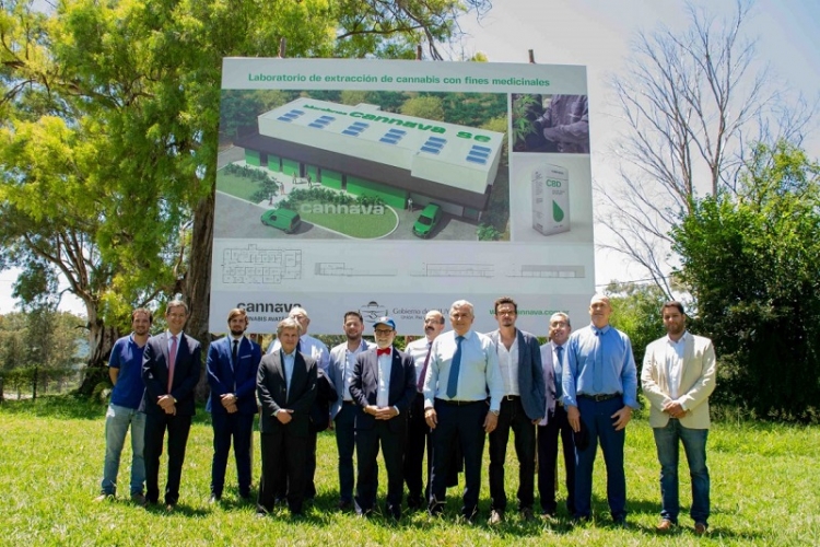 El embajador de Canad&aacute; visit&oacute; el proyecto de producci&oacute;n estatal de Cannabis Medicinal