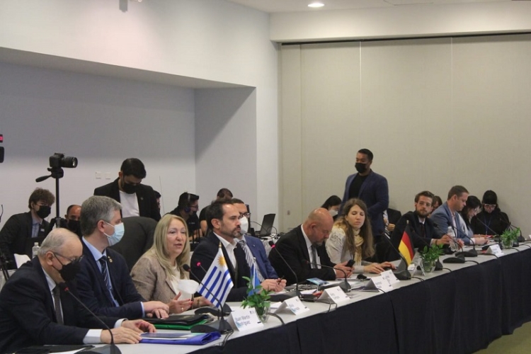 La senadora Giacoppo trabaja por un marco legal contra los delitos inform&aacute;ticos