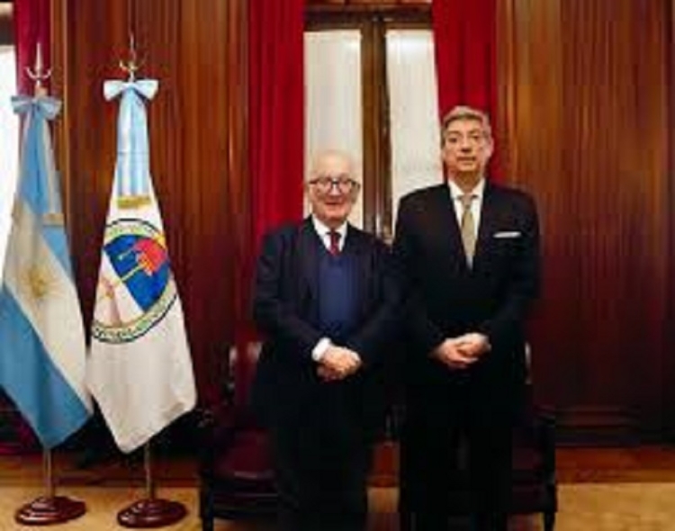 Rosatti se reuni&oacute; con el jurista italiano Luigi Ferrajoli en la Corte Suprema