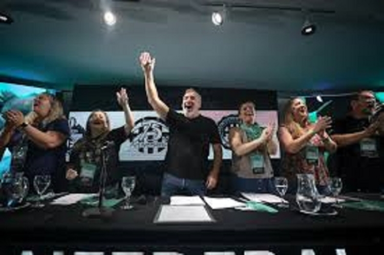 ATE eval&uacute;a adelantar el Paro Nacional